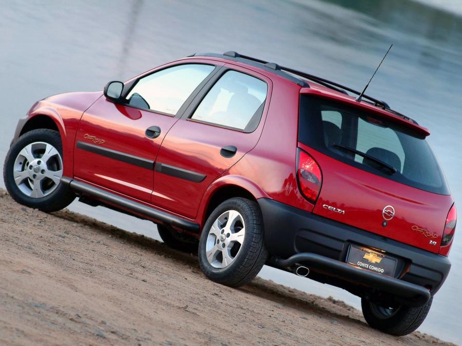  Chevrolet Celta Off-Road 2005 года  (фото 2 из 6)